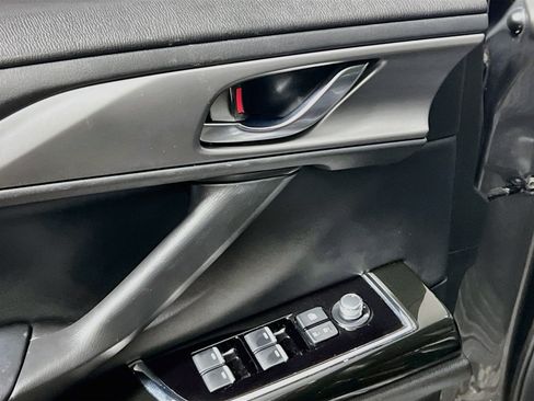 Used 2021 MAZDA CX-9 Touring w/ Touring Premium Package FWD image 16