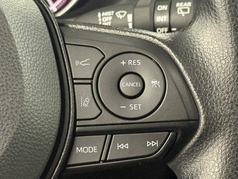 Certified 2025 Toyota RAV4 XLE image 21