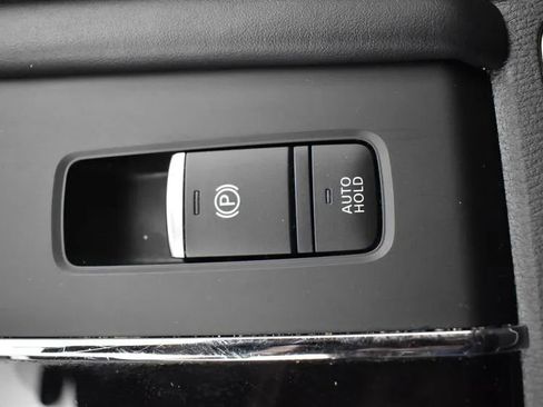 Used 2024 Mitsubishi Outlander Ralliart image 34