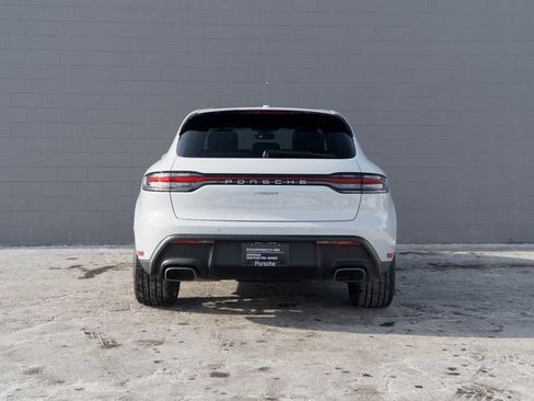 Certified 2023 Porsche Macan Turbo image 6