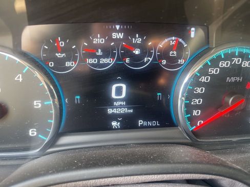 Used 2020 Chevrolet Tahoe Premier w/ 6.2L Performance Package image 10