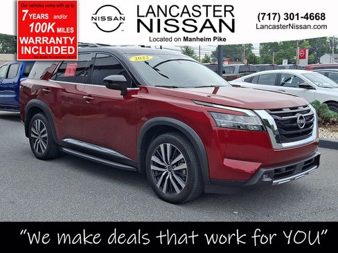 Certified 2022 Nissan Pathfinder Platinum w/ Cargo Package AWD/4WD image 1