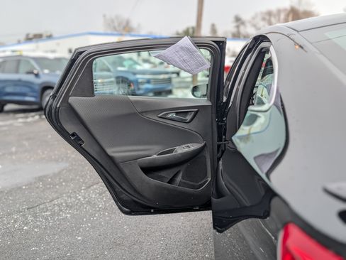 Used 2024 Chevrolet Malibu RS image 30