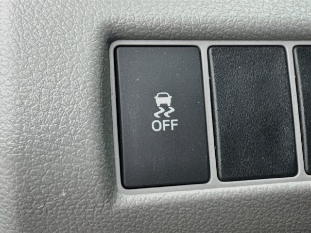 Certified 2023 Honda Pilot LX image 13