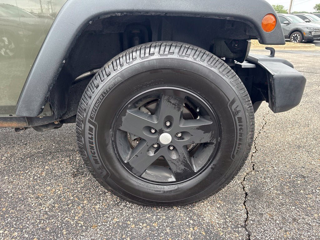 Used 2015 Jeep Wrangler Unlimited Sport w/ Quick Order Package 24S AWD/4WD image 7