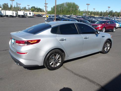 Used 2020 Kia Optima LX FWD image 5