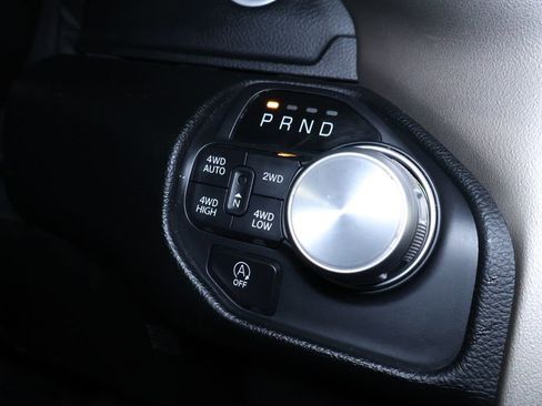 Used 2020 RAM 1500 Laramie image 35