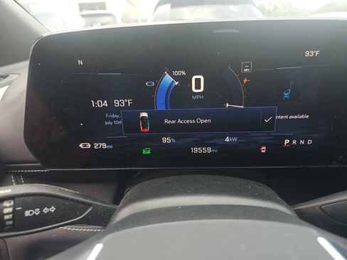 Used 2024 Chevrolet Blazer EV LT AWD/4WD image 5