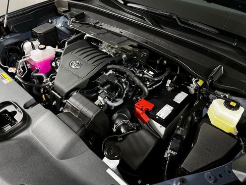 Certified 2026 Toyota Grand Highlander XLE image 11