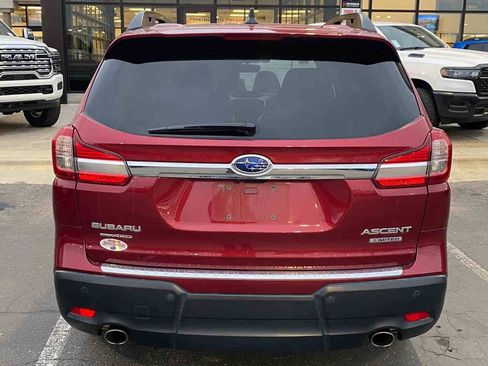 Used 2022 Subaru Ascent Limited image 4