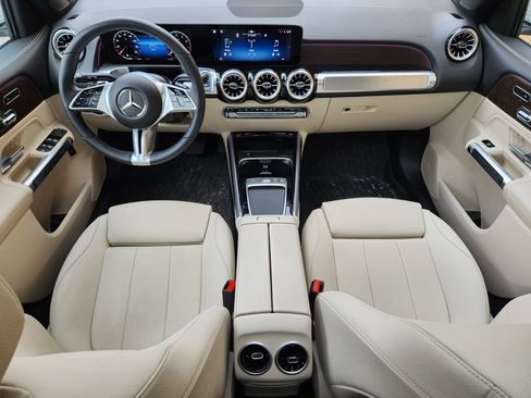 Certified 2026 Mercedes-Benz GLB 250 4MATIC image 25