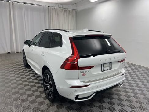 Used 2023 Volvo XC60 B5 Plus w/ Climate Package image 6