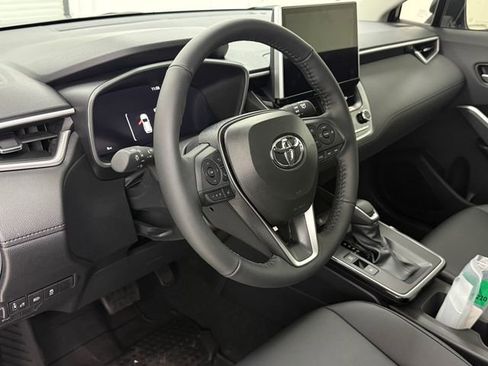 New 2026 Toyota Corolla Cross XLE w/ Convenience Package image 8
