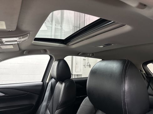 Used 2023 MAZDA CX-9 Touring image 36