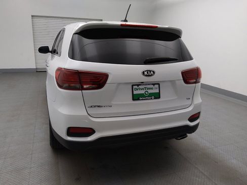 Used 2020 Kia Sorento FWD V6 image 6