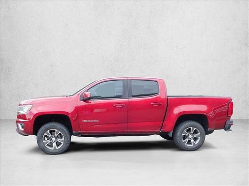 Used 2017 Chevrolet Colorado Z71 AWD/4WD image 12
