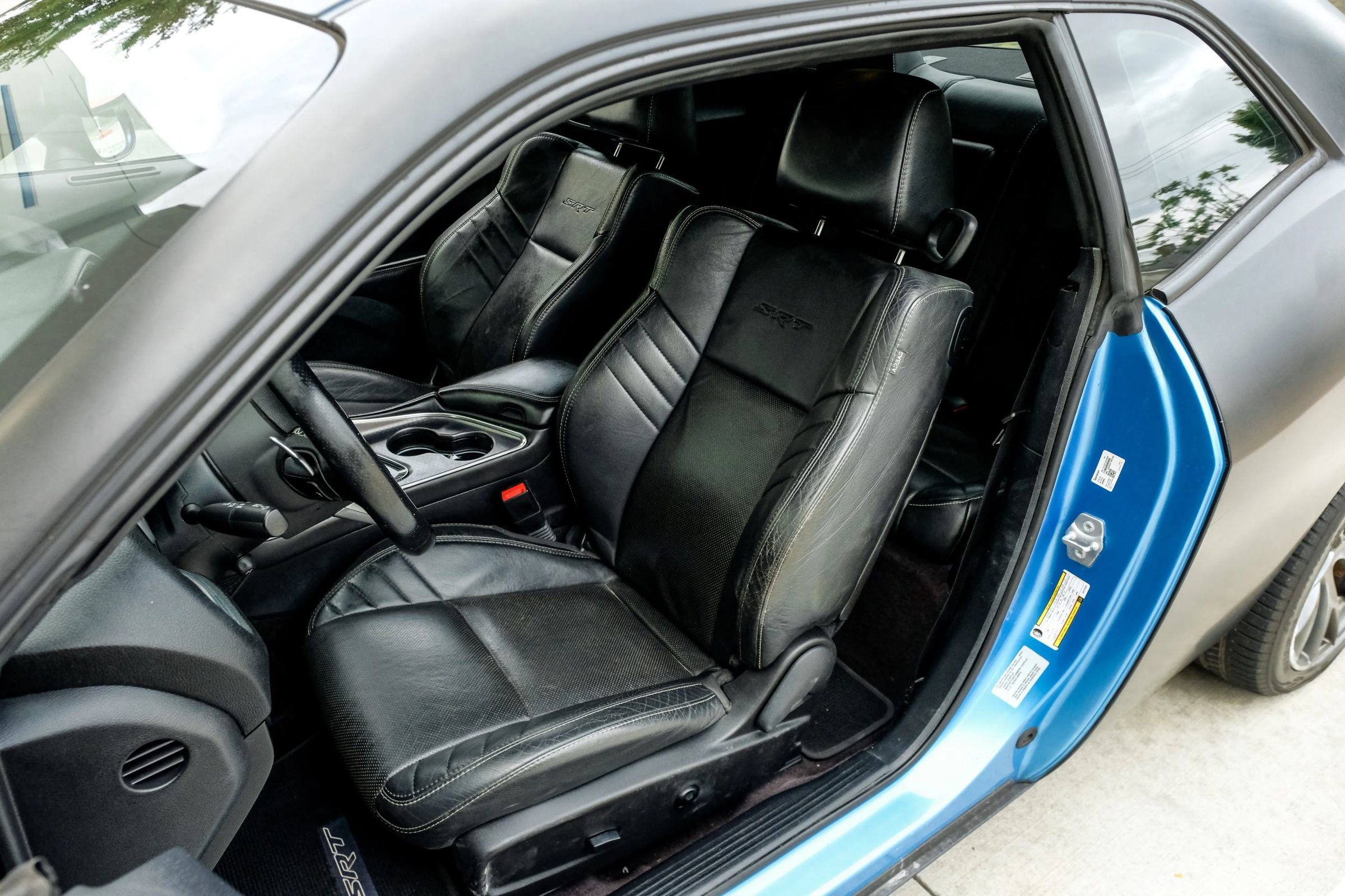 Used 2016 Dodge Challenger SRT w/ Technology Group RWD image 36