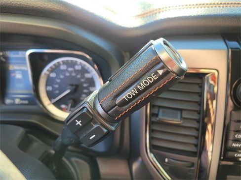 Used 2016 Nissan Titan Platinum Reserve image 33