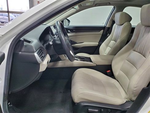 Used 2021 Honda Accord EX-L image 11