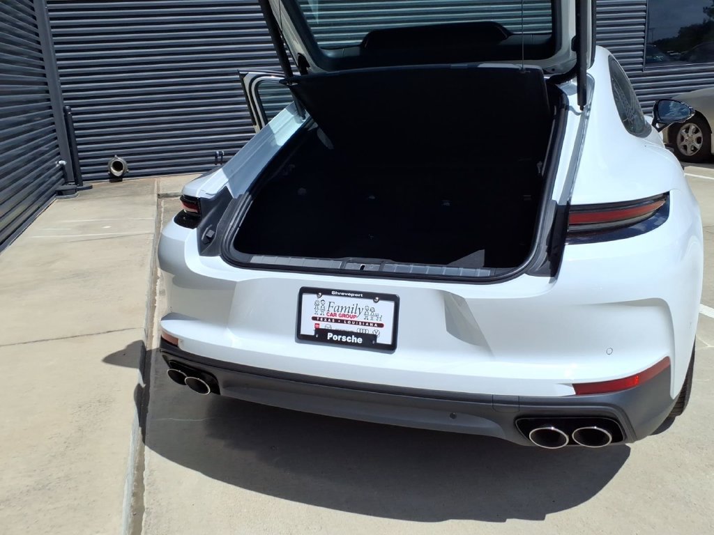 New 2026 Porsche Panamera 4 AWD/4WD image 36