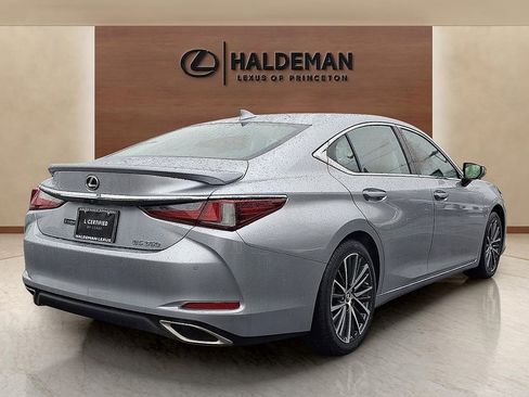 Certified 2023 Lexus ES 350 w/ Premium Package image 6