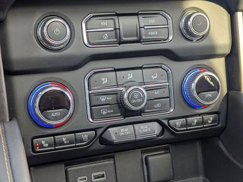 Used 2023 GMC Yukon AT4 w/ LPO, Floor Liner Package image 20