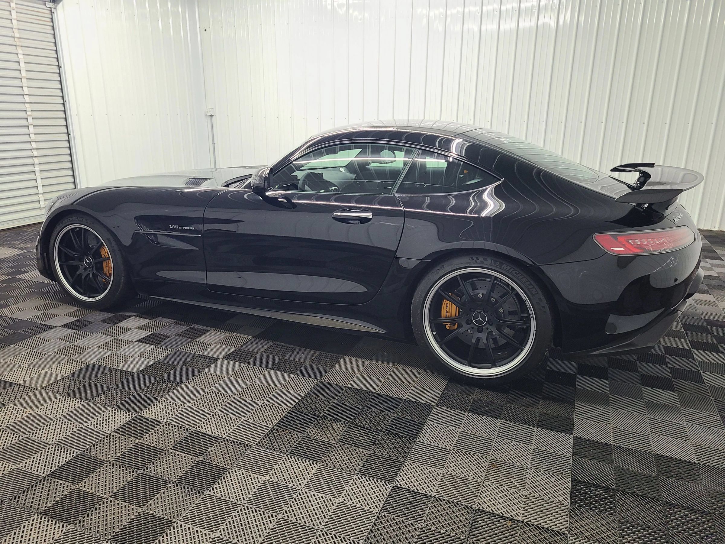 Used 2019 Mercedes-Benz AMG GT R image 13