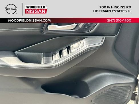 Certified 2023 Nissan Rogue SL w/ SL Premium Package AWD/4WD image 20