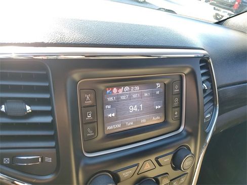 Used 2014 Jeep Grand Cherokee Laredo w/ Security & Convenience Group image 16