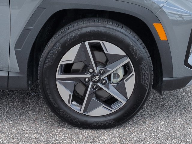 Used 2025 Hyundai Tucson SEL FWD image 12