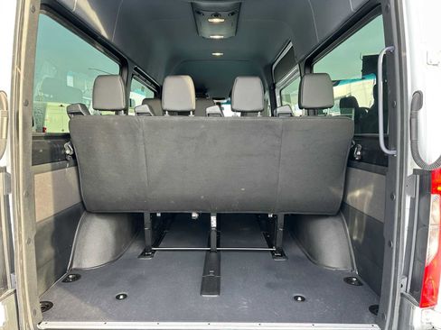 Used 2025 Mercedes-Benz Sprinter 2500 image 19
