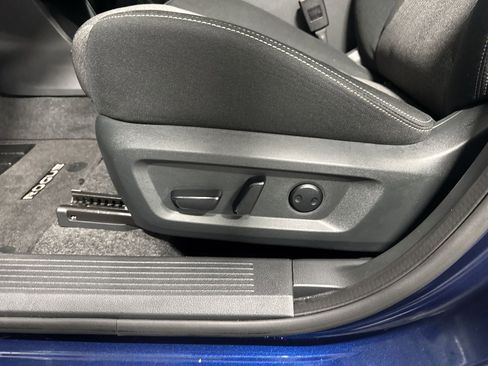 Certified 2026 Nissan Rogue SV AWD/4WD image 27
