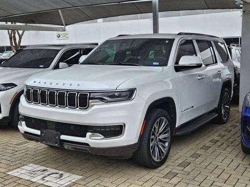 Used 2022 Jeep Wagoneer Series I image 1
