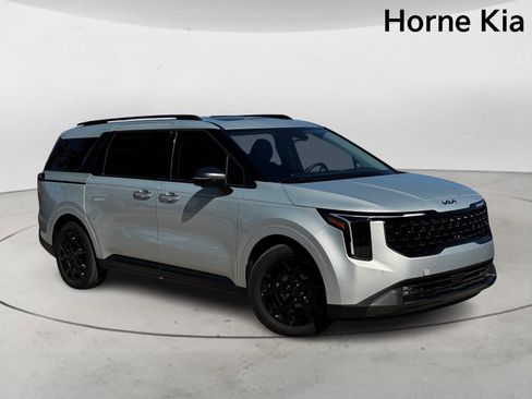 New 2025 Kia Carnival SX Prestige image 2