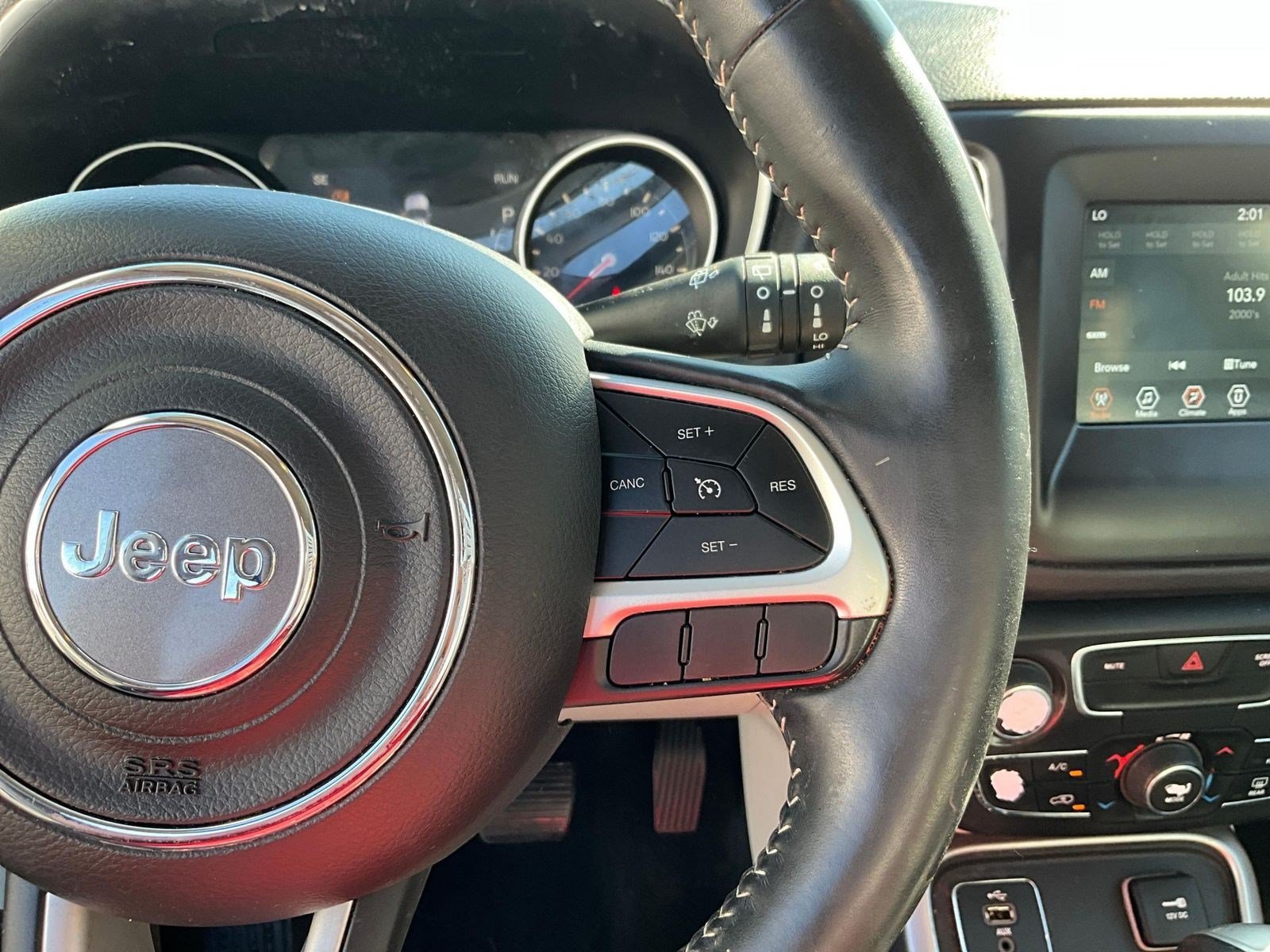 Used 2018 Jeep Compass Latitude w/ Popular Equipment Group FWD image 11