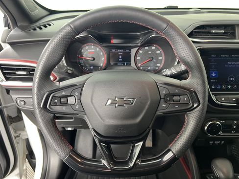 Used 2023 Chevrolet TrailBlazer RS w/ Convenience Package FWD image 26