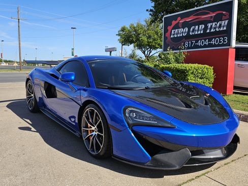 Used 2019 McLaren 570S Spider image 6