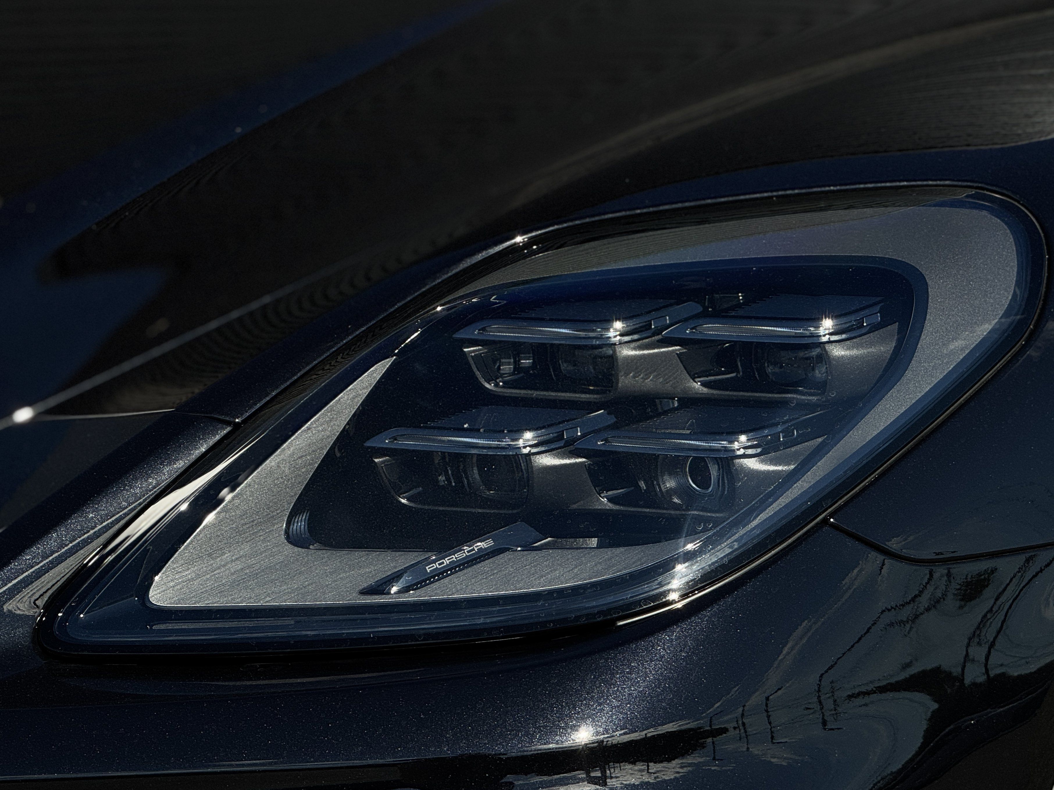 Certified 2025 Porsche Panamera 4 AWD/4WD image 16