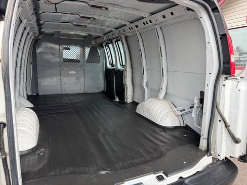 Used 2020 Chevrolet Express 2500 Extended w/ Communications Package image 25