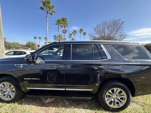 Used 2025 GMC Yukon Denali image 8