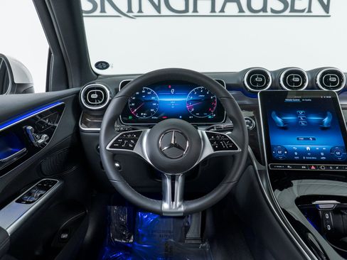 New 2026 Mercedes-Benz GLC 300 4MATIC image 17