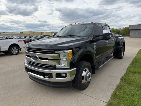 Used 2017 Ford F350 Lariat w/ Chrome Package AWD/4WD image 1