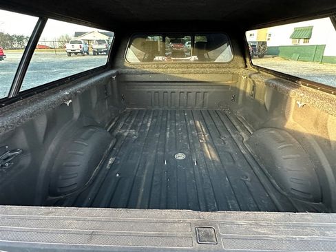 Used 2021 Ford F350 Platinum w/ FX4 Off-Road Package image 16