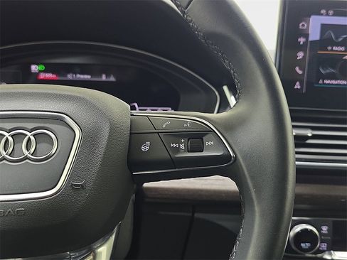 Certified 2025 Audi Q5 2.0T Premium Plus w/ Premium Plus Package image 19