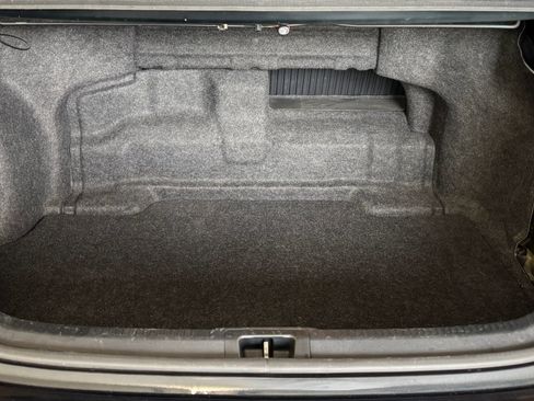 Used 2013 Toyota Camry XLE w/ Leather Pkg FWD image 12