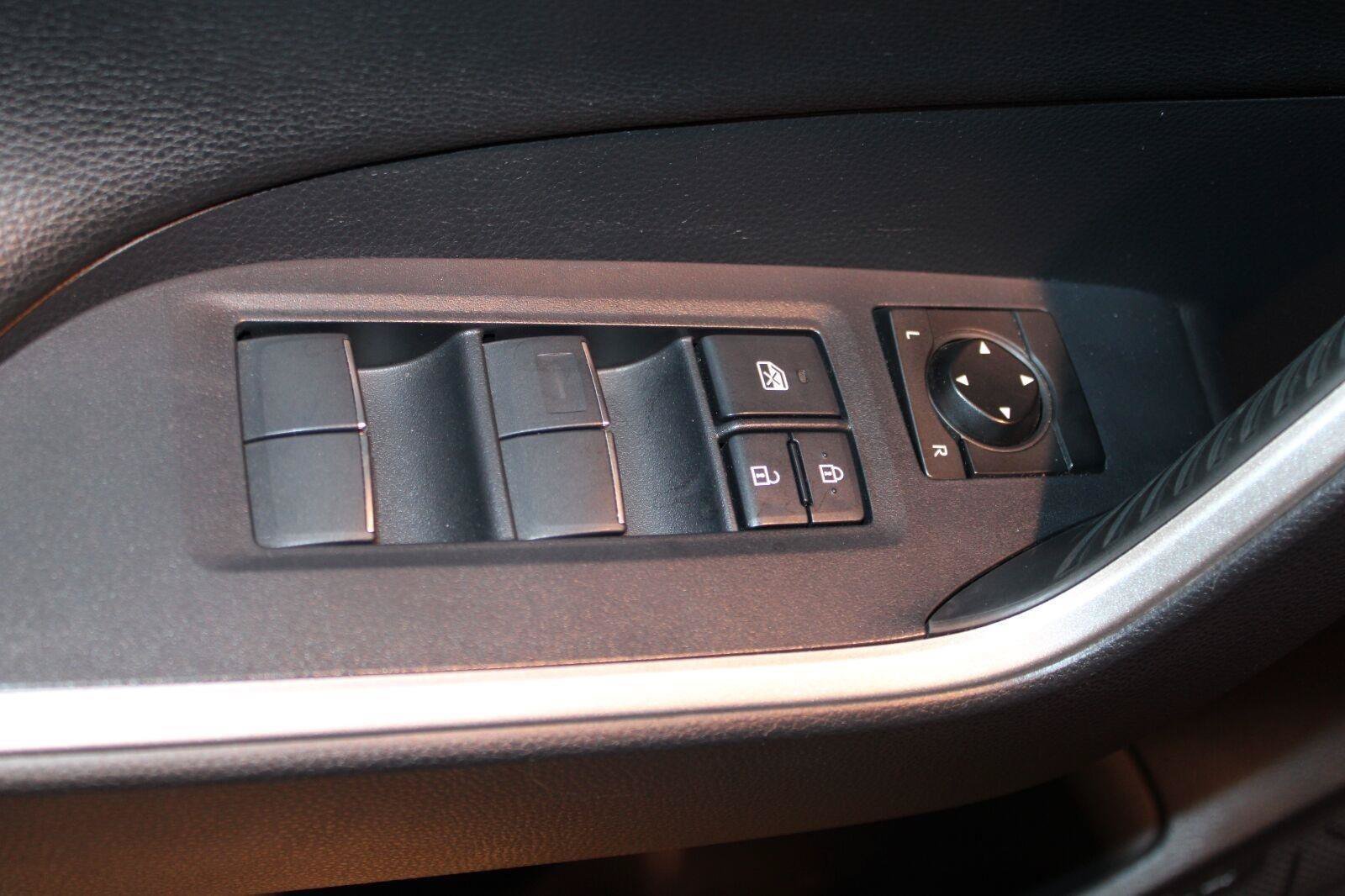 Certified 2021 Toyota RAV4 XSE w/ Weather Package AWD/4WD image 49