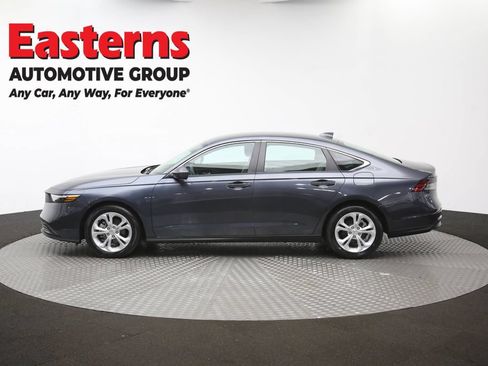 Used 2025 Honda Accord LX image 58