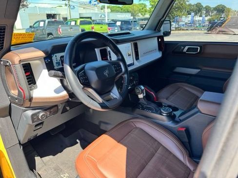 Used 2023 Ford Bronco Heritage Edition AWD/4WD image 16