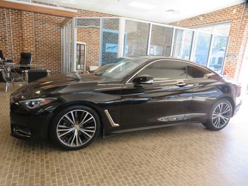Used 2018 INFINITI Q60 3.0t Luxe image 67