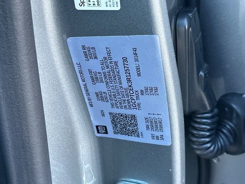 Used 2024 Chevrolet Colorado LT w/ LT Convenience Package III image 34